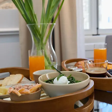 Bota Palace Bed and Breakfast