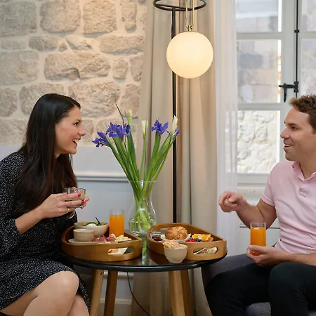 Bed and Breakfast Bota Palace Ντουμπρόβνικ