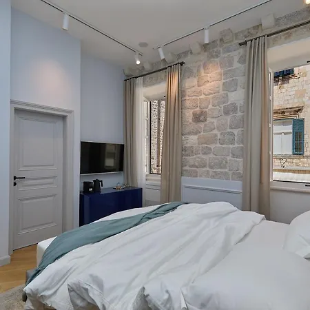 Couette-café Bota Palace