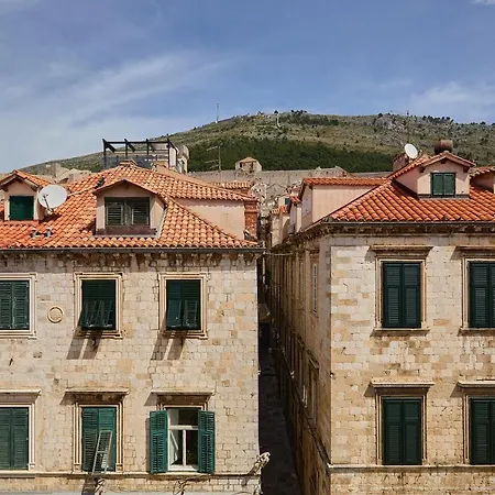 Bota Palace 4*