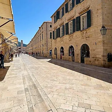 Bota Palace 4*