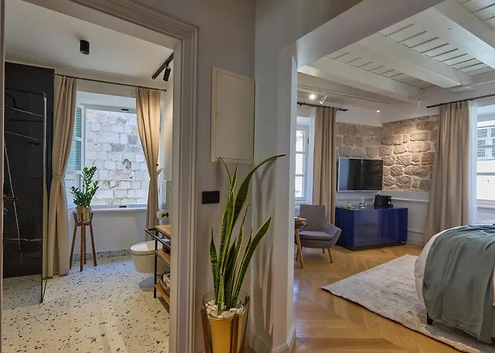 Bota Palace Alojamento de Acomodação e Pequeno-almoço Dubrovnik