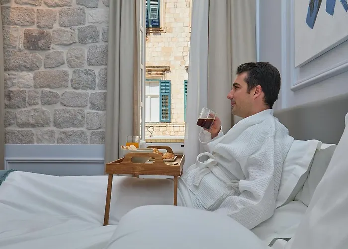 Alojamento de Acomodação e Pequeno-almoço Bota Palace Dubrovnik