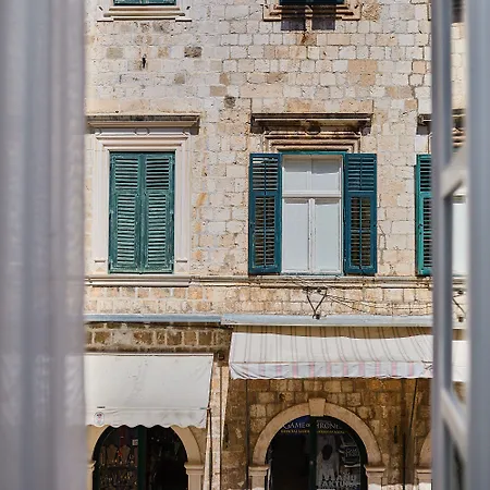 Bota Palace Bed and breakfast 4*