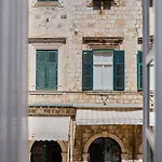 Bota Palace Bed and breakfast 4*